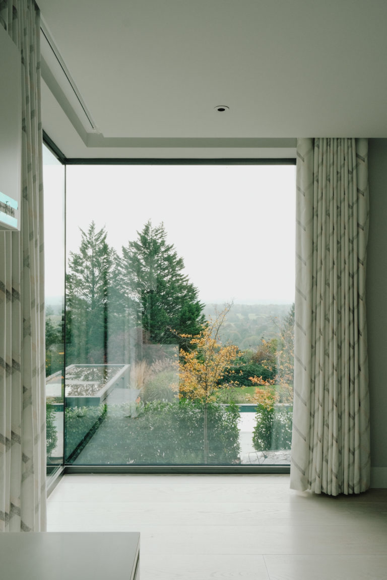 HILLSIDE GUILDFORD, GU5 - SHOOTFACTORY - OTHER UK HOUSES