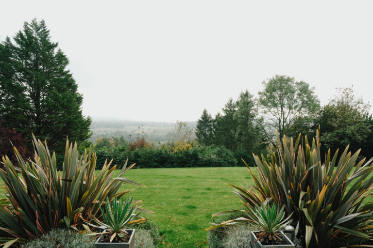 HILLSIDE GUILDFORD, GU5 - SHOOTFACTORY - OTHER UK HOUSES