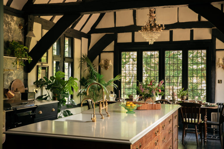 WINDSOR MANOR BERKSHIRE, SL4 - SHOOTFACTORY - OTHER UK HOUSES