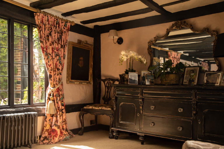 WINDSOR MANOR BERKSHIRE, SL4 - SHOOTFACTORY - OTHER UK HOUSES