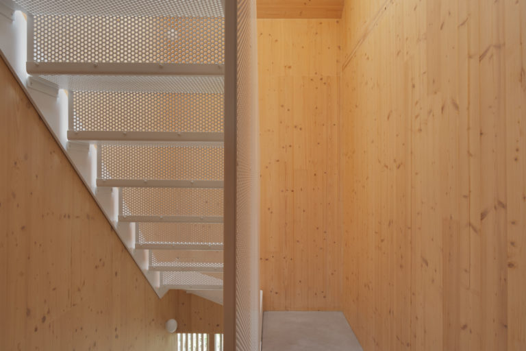 TIMBER HOUSE LONDON, E17 SHOOTFACTORY - LONDON HOUSES