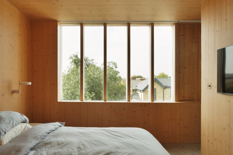 TIMBER HOUSE LONDON, E17 SHOOTFACTORY - LONDON HOUSES