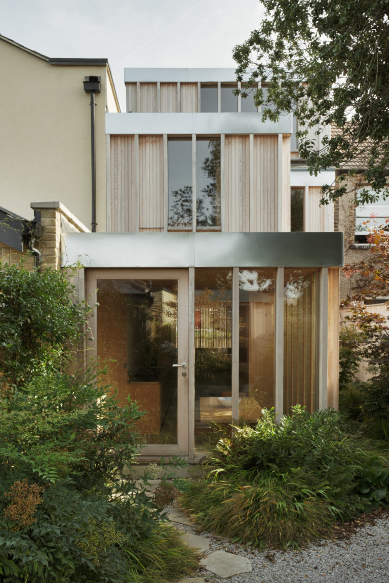 TIMBER HOUSE LONDON, E17 SHOOTFACTORY - LONDON HOUSES