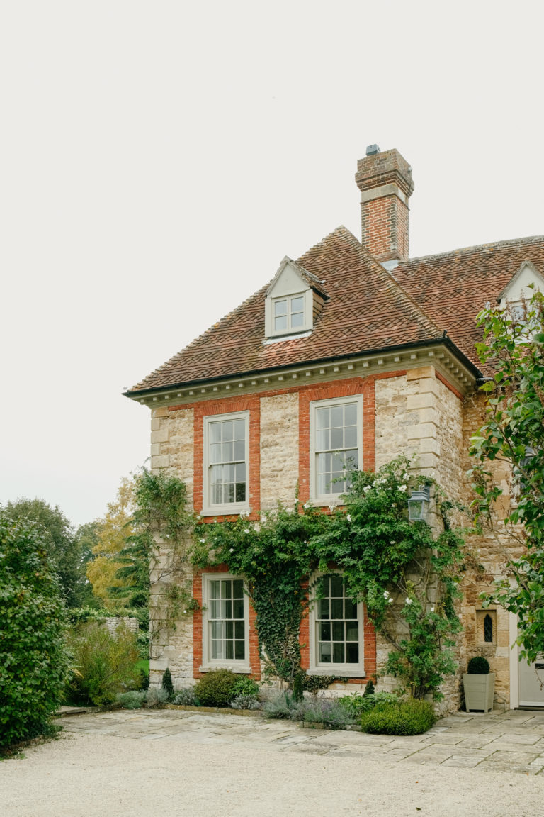 THE VALE OXFORDSHIRE, SN7 - SHOOTFACTORY - OTHER UK HOUSES