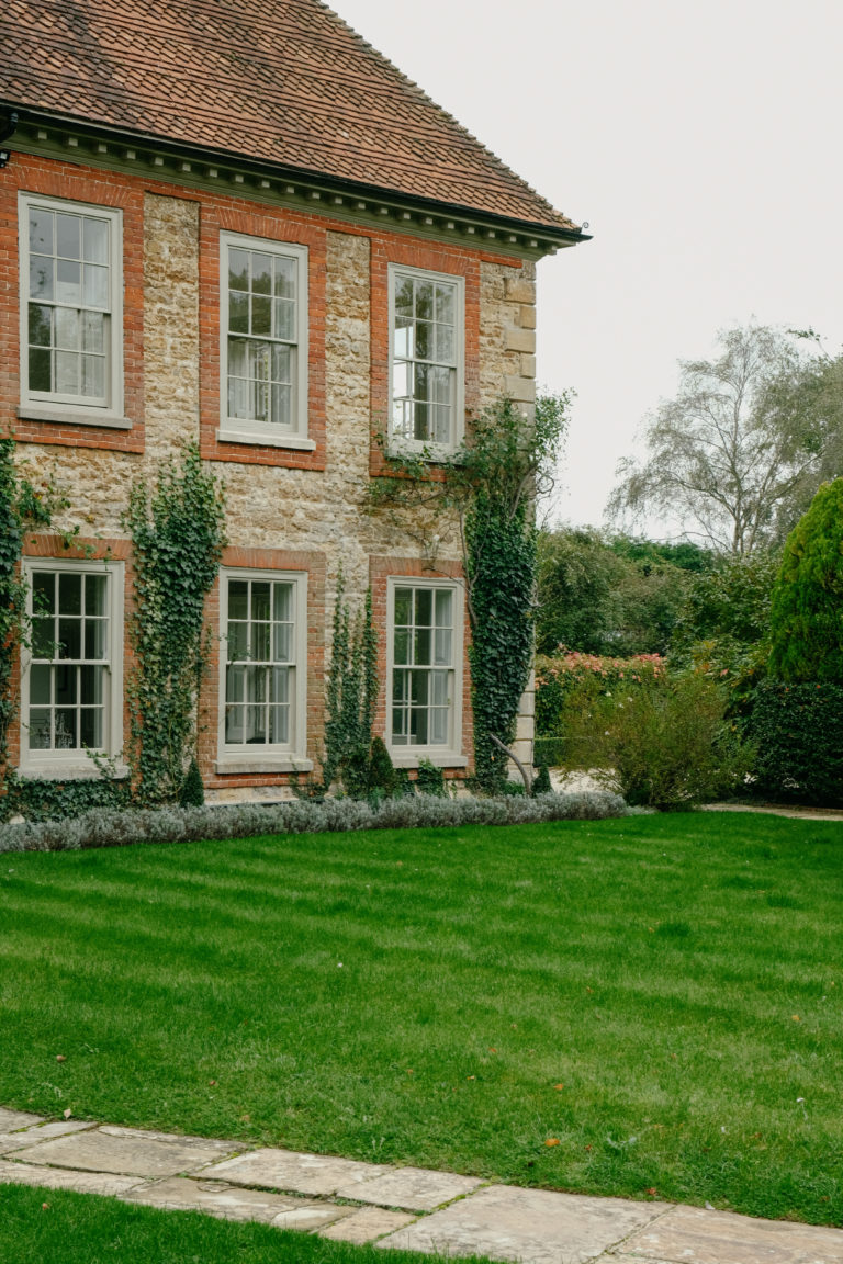 THE VALE OXFORDSHIRE, SN7 - SHOOTFACTORY - OTHER UK HOUSES