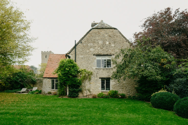 THE VALE OXFORDSHIRE, SN7 - SHOOTFACTORY - OTHER UK HOUSES