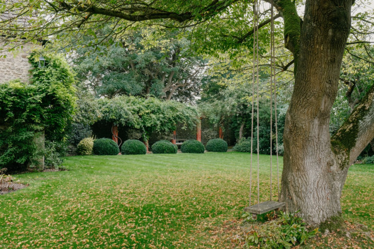 THE VALE OXFORDSHIRE, SN7 - SHOOTFACTORY - OTHER UK HOUSES