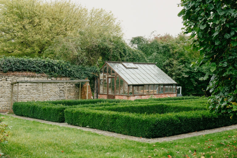 THE VALE OXFORDSHIRE, SN7 - SHOOTFACTORY - OTHER UK HOUSES