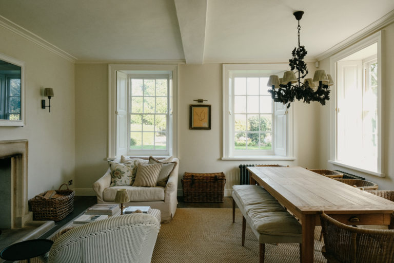 THE VALE OXFORDSHIRE, SN7 - SHOOTFACTORY - OTHER UK HOUSES