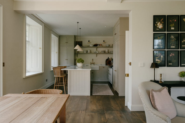THE VALE OXFORDSHIRE, SN7 - SHOOTFACTORY - OTHER UK HOUSES