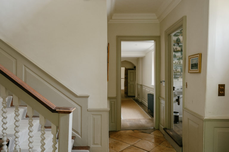 THE VALE OXFORDSHIRE, SN7 - SHOOTFACTORY - OTHER UK HOUSES
