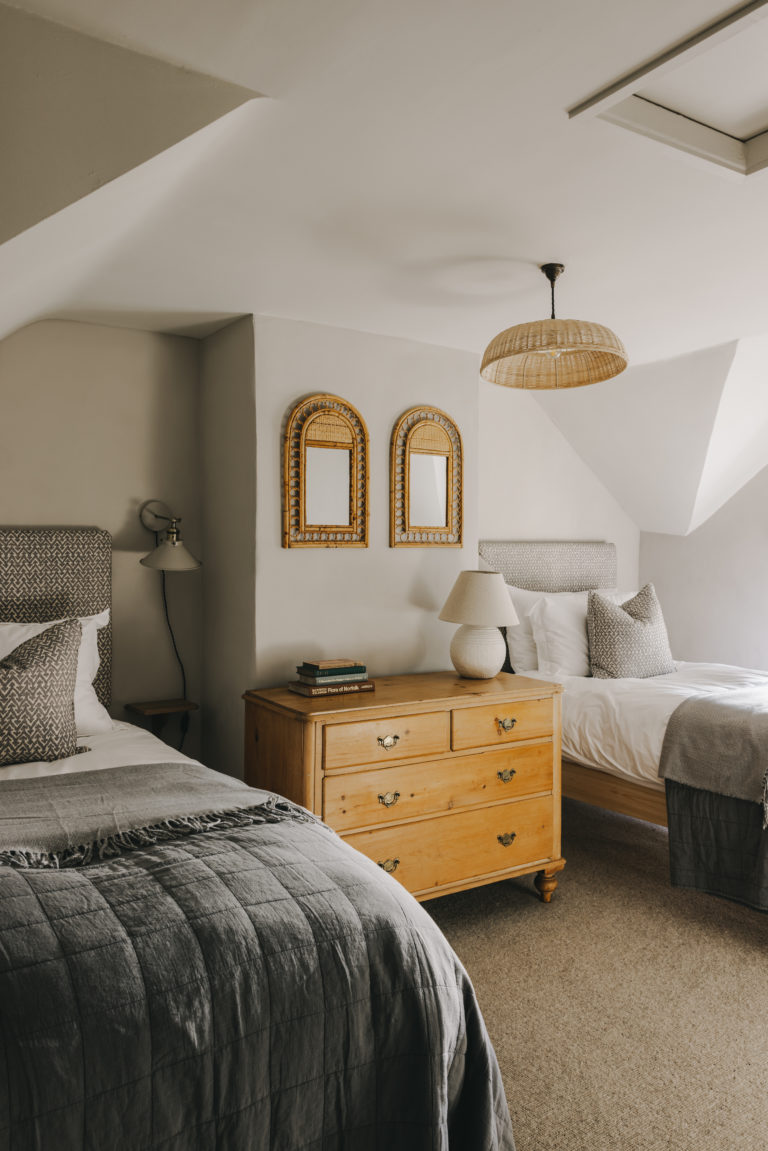 WORKERS COTTAGE NORFOLK, PE31 - SHOOTFACTORY - OTHER UK HOUSES