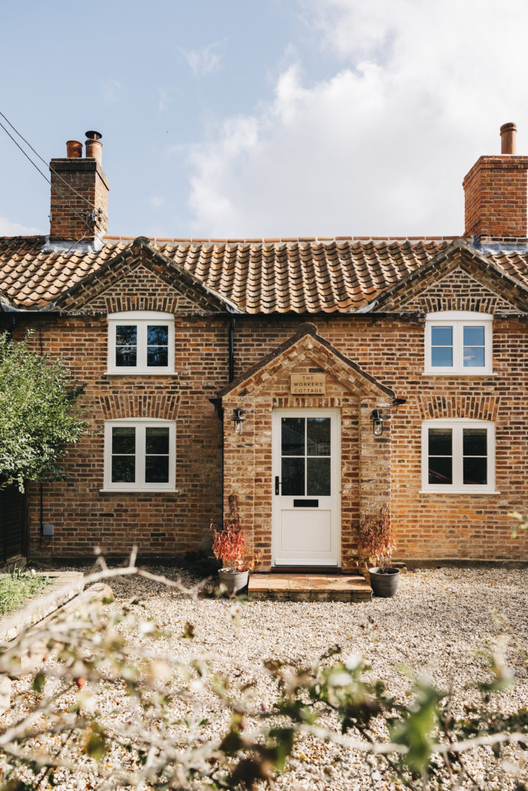WORKERS COTTAGE NORFOLK, PE31 - SHOOTFACTORY - OTHER UK HOUSES