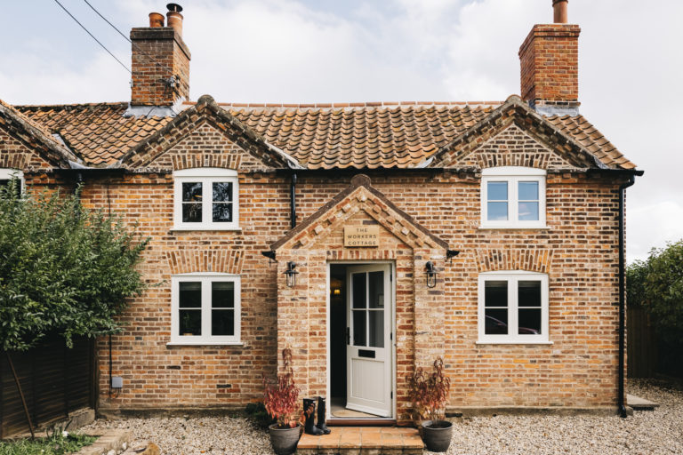 WORKERS COTTAGE NORFOLK, PE31 - SHOOTFACTORY - OTHER UK HOUSES