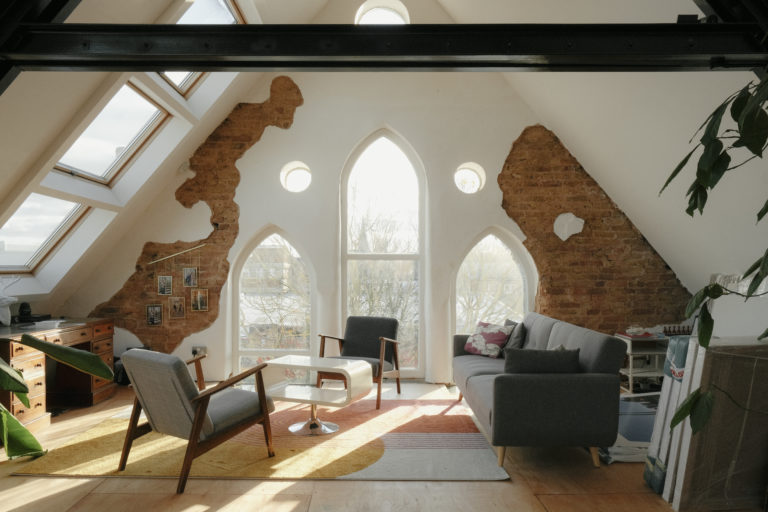 ANISE CHAPEL LONDON, SE23 - SHOOTFACTORY - QUIRKY & UNUSUAL LOCATIONS