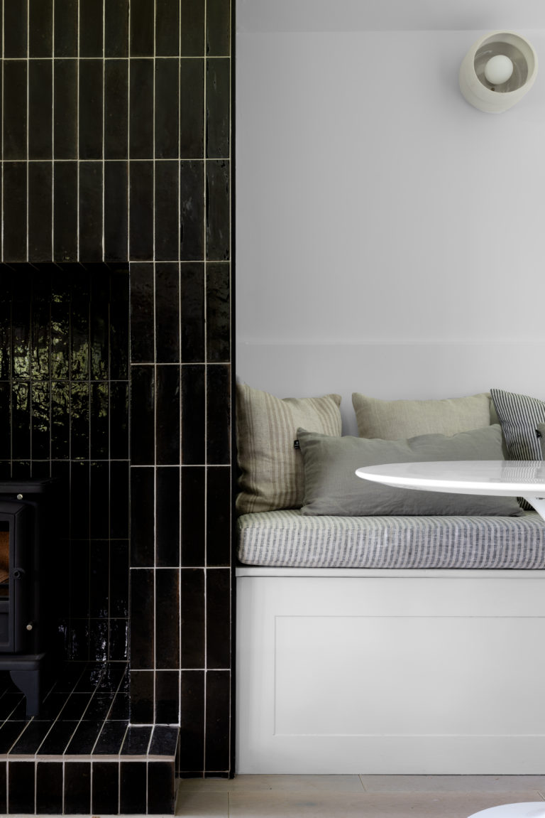 OAK VIEW CABIN WALES, SY22 - SHOOTFACTORY - OTHER UK HOUSES