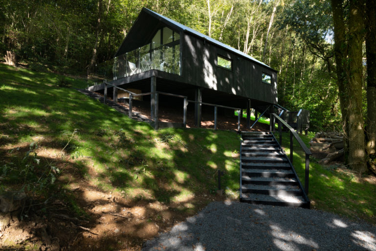 OAK VIEW CABIN WALES, SY22 - SHOOTFACTORY - OTHER UK HOUSES