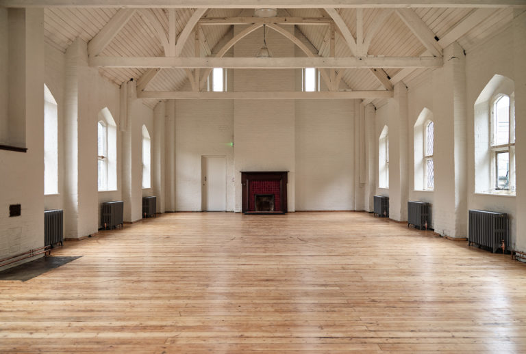 HACKNEY CHAPEL LONDON, E2 - SHOOTFACTORY - PHOTOGRAPHIC STUDIOS