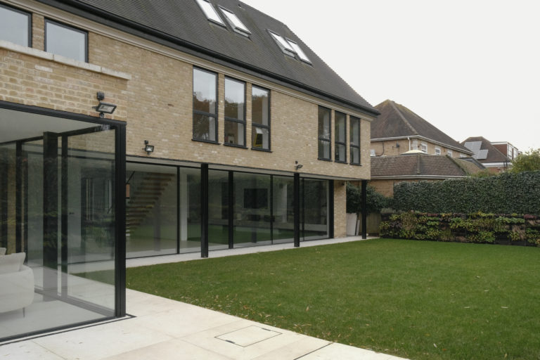 NORTH THREE LONDON, N3- SHOOTFACTORY - LONDON HOUSES