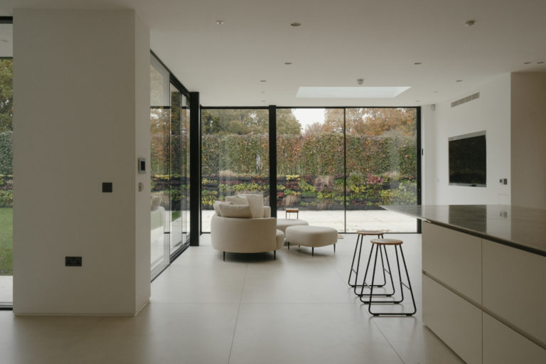 NORTH THREE LONDON, N3- SHOOTFACTORY - LONDON HOUSES