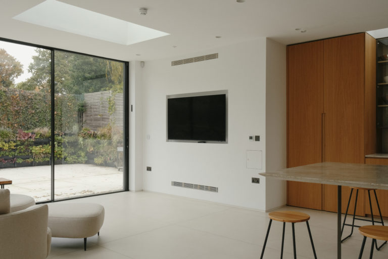 NORTH THREE LONDON, N3- SHOOTFACTORY - LONDON HOUSES