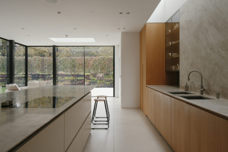 NORTH THREE LONDON, N3- SHOOTFACTORY - LONDON HOUSES