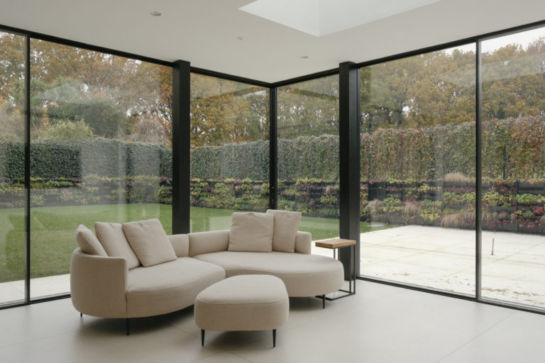 NORTH THREE LONDON, N3- SHOOTFACTORY - LONDON HOUSES