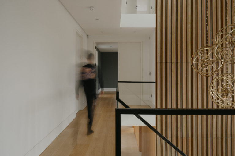 NORTH THREE LONDON, N3- SHOOTFACTORY - LONDON HOUSES