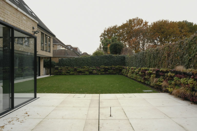 NORTH THREE LONDON, N3- SHOOTFACTORY - LONDON HOUSES