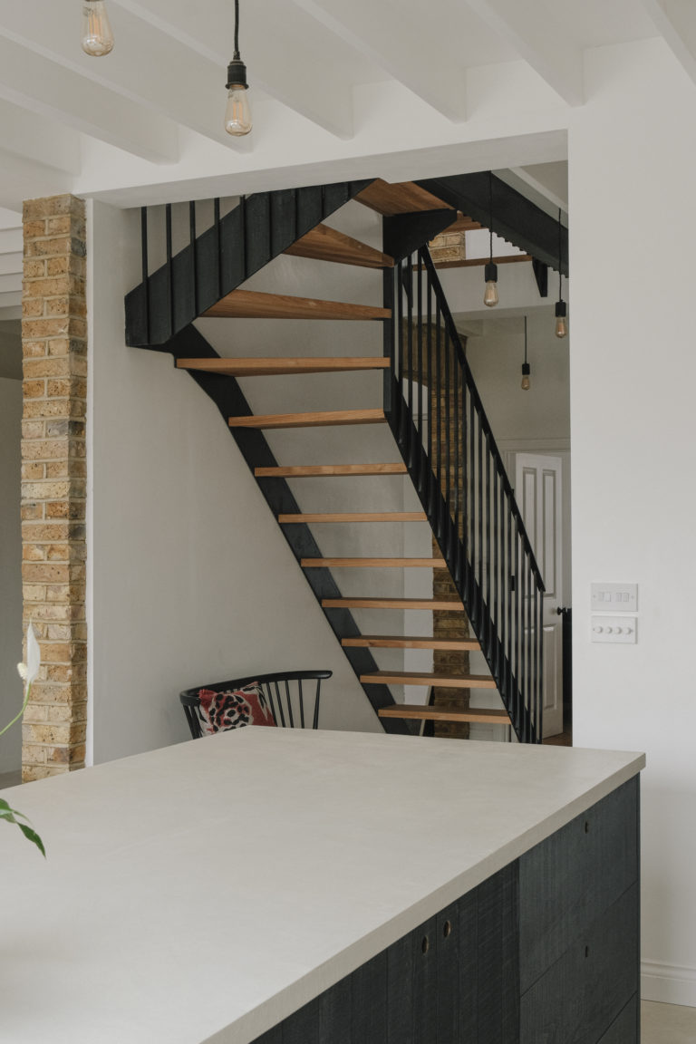 RAW HOUSE LONDON, N2 - SHOOTFACTORY - LONDON HOUSES