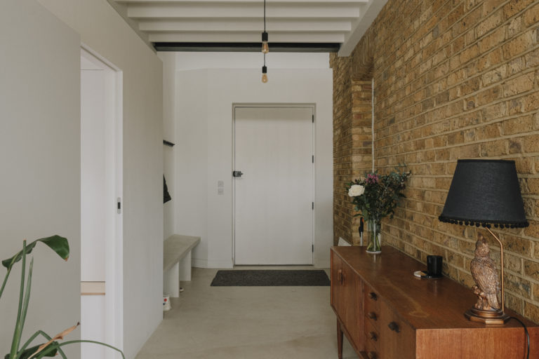 RAW HOUSE LONDON, N2 - SHOOTFACTORY - LONDON HOUSES