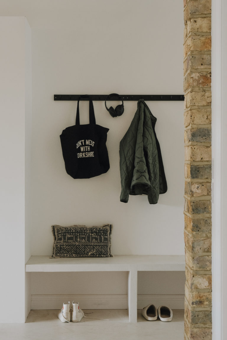 RAW HOUSE LONDON, N2 - SHOOTFACTORY - LONDON HOUSES