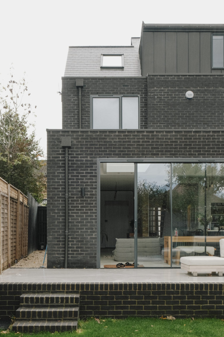 RAW HOUSE LONDON, N2 - SHOOTFACTORY - LONDON HOUSES
