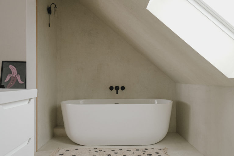 RAW HOUSE LONDON, N2 - SHOOTFACTORY - LONDON HOUSES