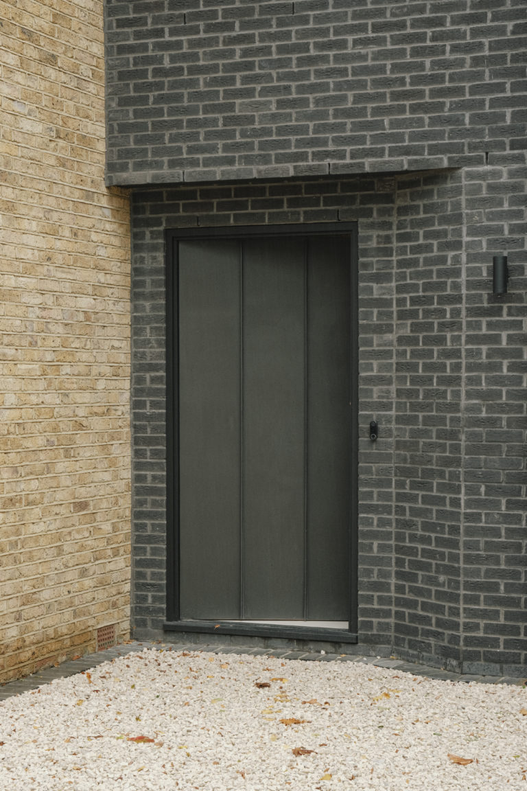 RAW HOUSE LONDON, N2 - SHOOTFACTORY - LONDON HOUSES