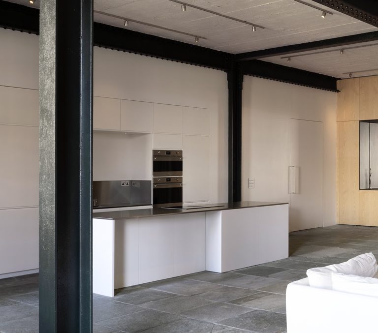 THREE ZERO LONDON, E14 - SHOOTFACTORY - LONDON APARTMENTS