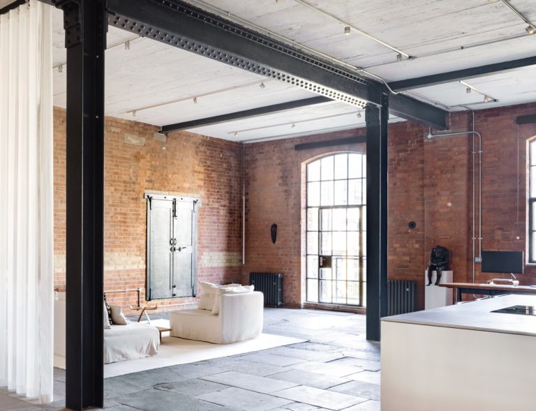 THREE ZERO LONDON, E14 - SHOOTFACTORY - LONDON APARTMENTS