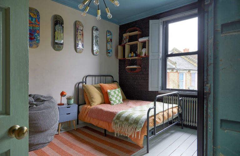 TOUCAN LONDON, SE6 - SHOOTFACTORY - LONDON HOUSES