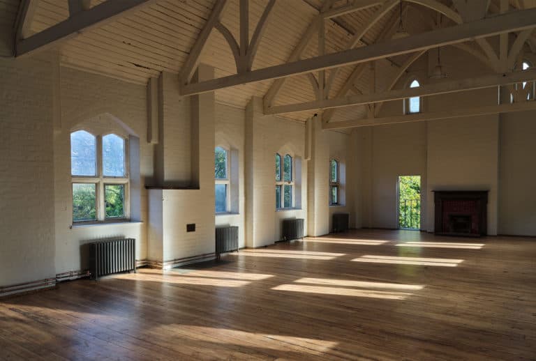 Hackney Chapel - 1200 Sq Ft Photography Studio - Shootfactory 