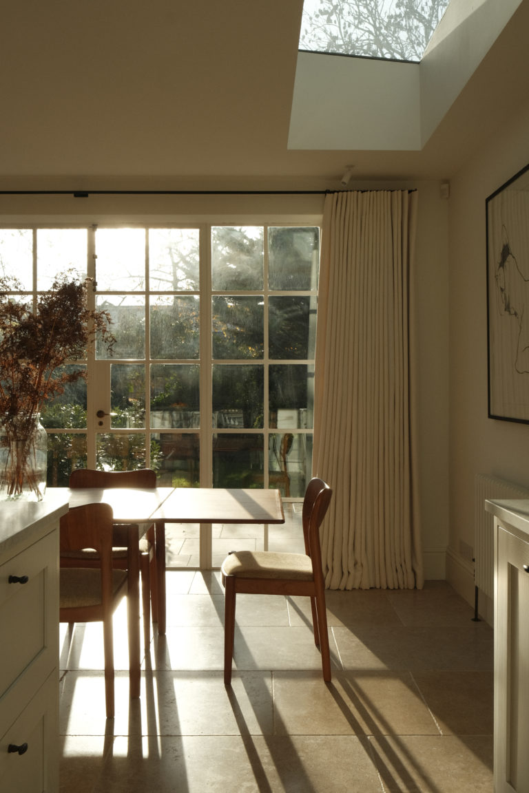 PASCOE LONDON, NW10- SHOOTFACTORY - LONDON HOUSES