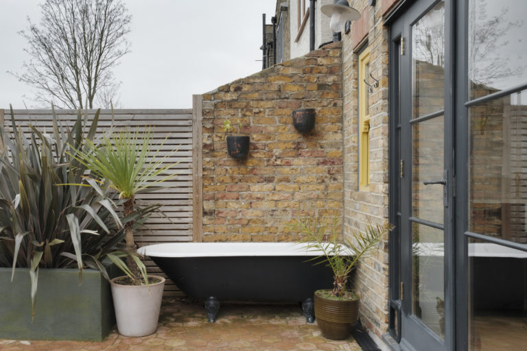 DAWLISH LONDON, E10 - SHOOTFACTORY - LONDON HOUSES