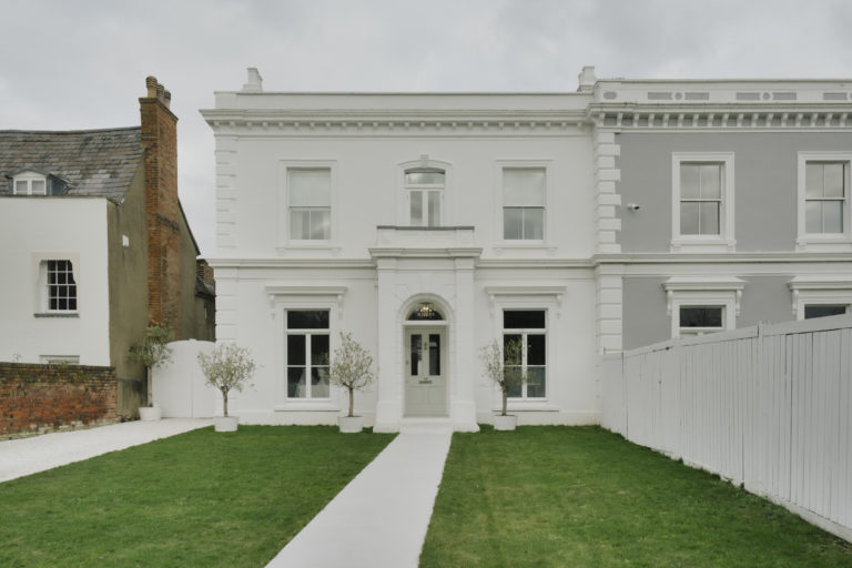 WILLOW LONDON, TW17 - SHOOTFACTORY - LONDON HOUSES