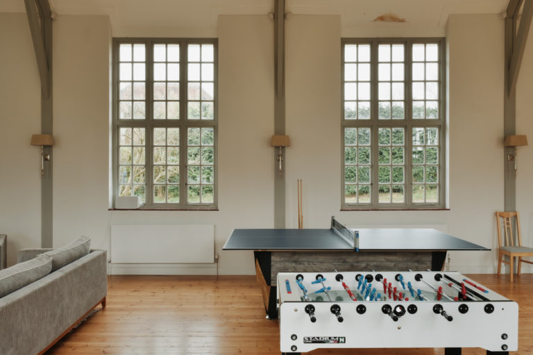 BADMINTON HALL SURREY, GU10 - SHOOTFACTORY - OTHER UK HOUSES