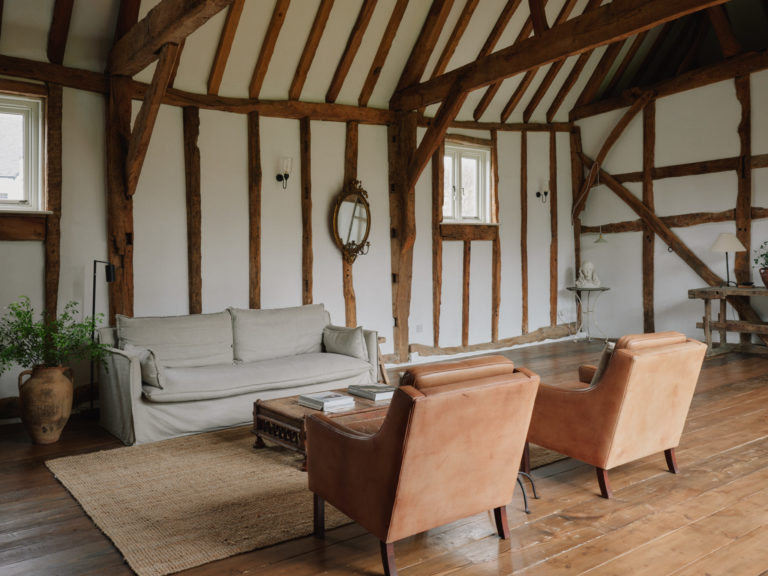 HAMBLEDON HAMPSHIRE, P07 - SHOOTFACTORY - OTHER UK HOUSES