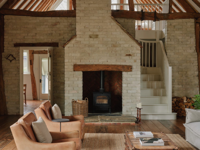 HAMBLEDON HAMPSHIRE, P07 - SHOOTFACTORY - OTHER UK HOUSES