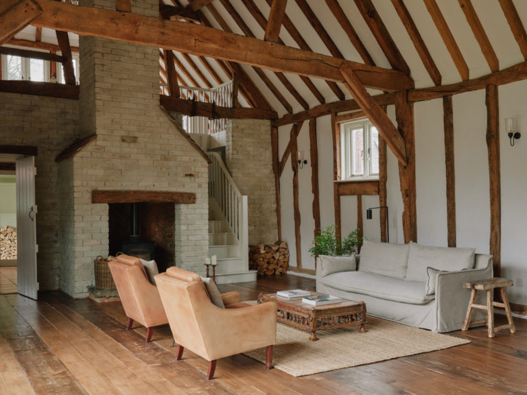HAMBLEDON HAMPSHIRE, P07 - SHOOTFACTORY - OTHER UK HOUSES
