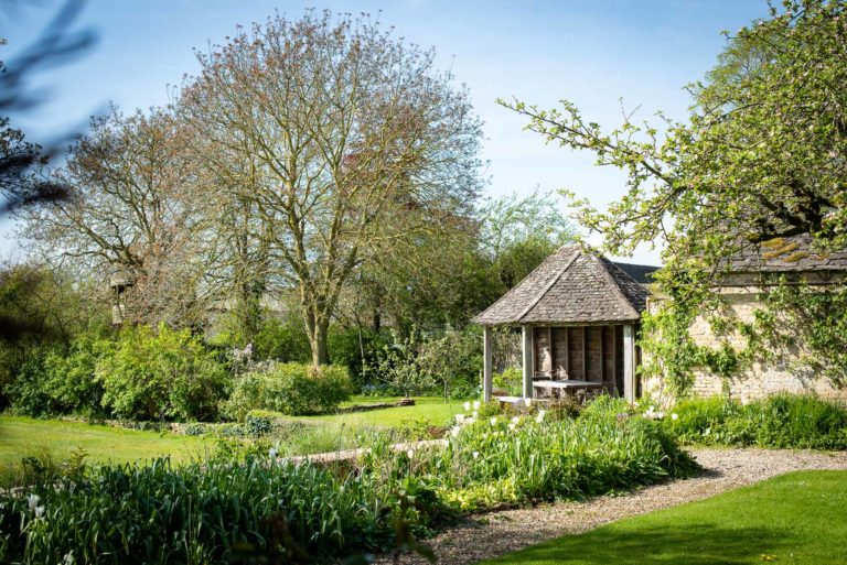 GREY HOUSE, OXON, OX7 - SHOOTFACTORY - OTHER UK HOUSES