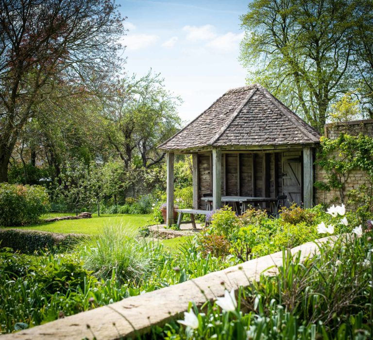 GREY HOUSE, OXON, OX7 - SHOOTFACTORY - OTHER UK HOUSES