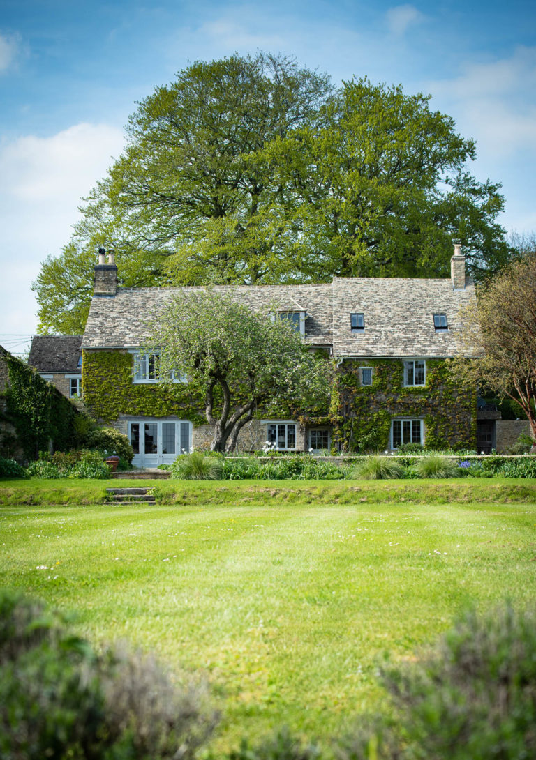 GREY HOUSE, OXON, OX7 - SHOOTFACTORY - OTHER UK HOUSES