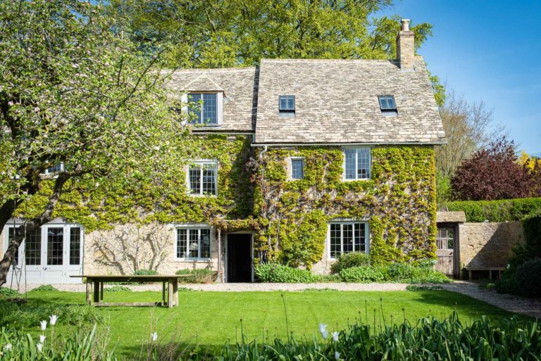 GREY HOUSE, OXON, OX7 - SHOOTFACTORY - OTHER UK HOUSES